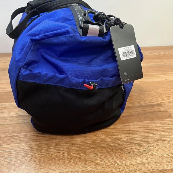 OGIO Fuse 35 L Duffel Bag Cobalt Blue Lightweight with Company Logo NEW - Picture 5 of 7